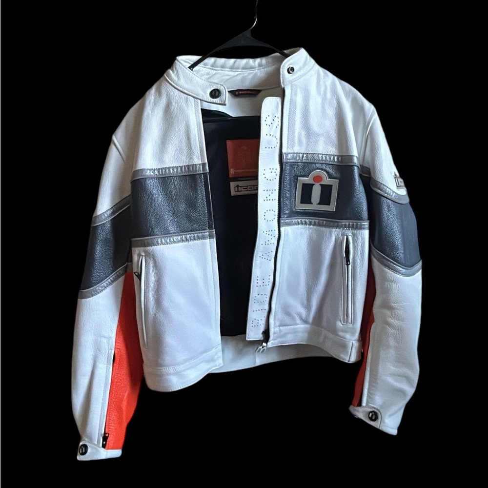 Size Women’s Small Icon Motorcycle Jacket